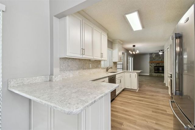 389 WATERFORD CIRCLE W, Tarpon Springs, FL 34688