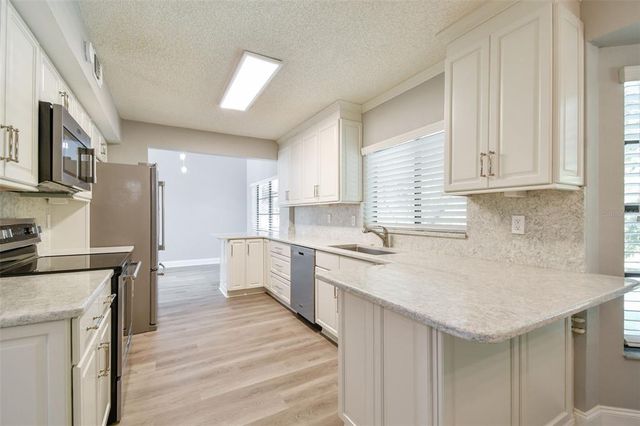 389 WATERFORD CIRCLE W, Tarpon Springs, FL 34688