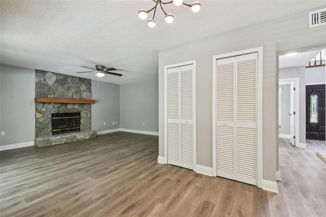 389 WATERFORD CIRCLE W, Tarpon Springs, FL 34688