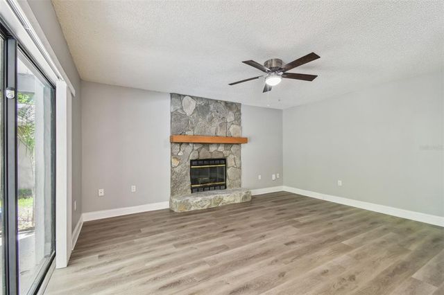 389 WATERFORD CIRCLE W, Tarpon Springs, FL 34688