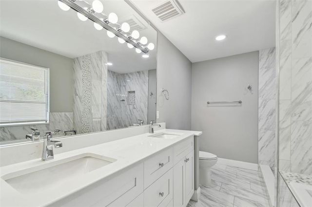 389 WATERFORD CIRCLE W, Tarpon Springs, FL 34688