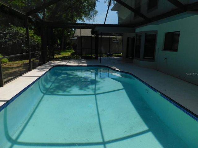 389 WATERFORD CIRCLE W, Tarpon Springs, FL 34688