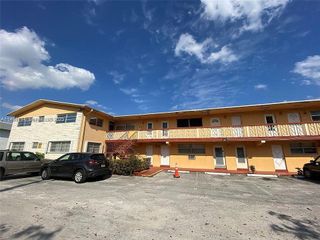 19080 NE 3rd Court 317, Miami, FL 33179