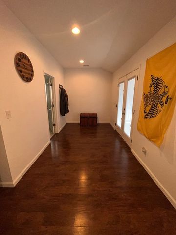 3100 Old McKenzie Hwy, Henry, TN 38231