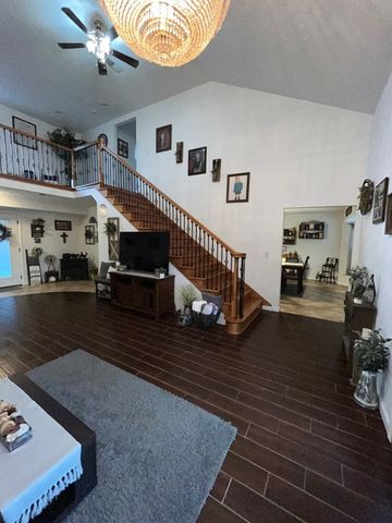 3100 Old McKenzie Hwy, Henry, TN 38231