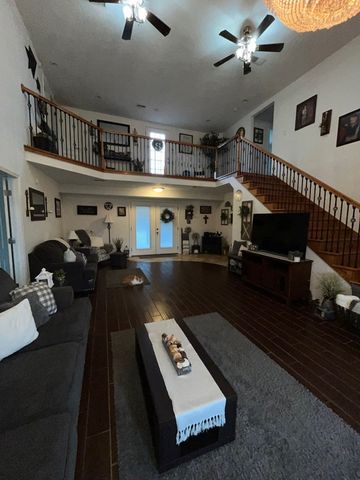 3100 Old McKenzie Hwy, Henry, TN 38231