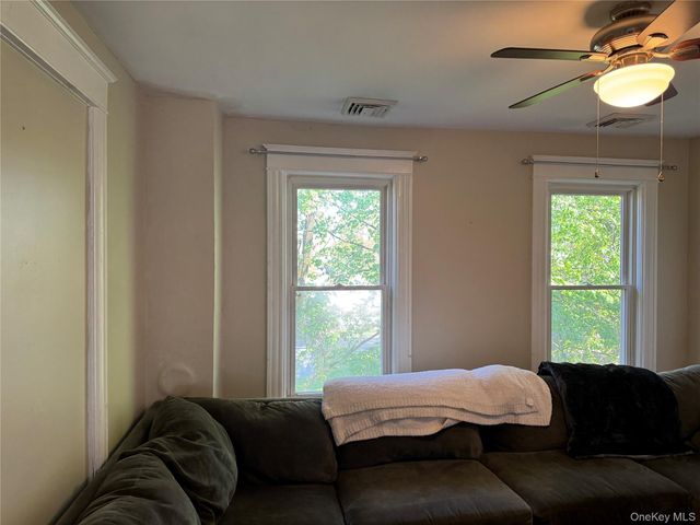 9 Bartlett Street, Poughkeepsie, NY 12601