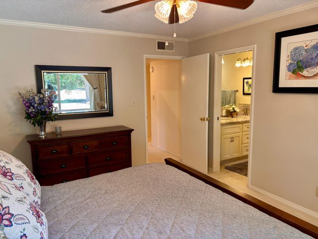 1775 W Tenaya Way, Fresno, CA 93711