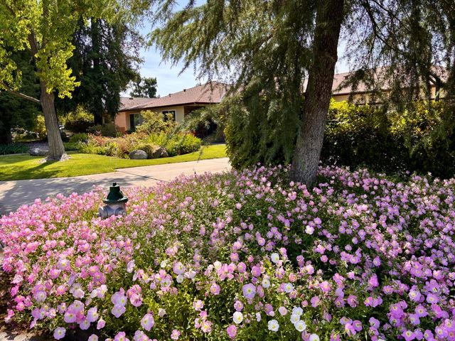1775 W Tenaya Way, Fresno, CA 93711