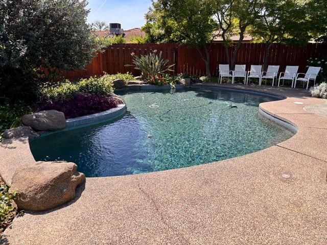 1775 W Tenaya Way, Fresno, CA 93711
