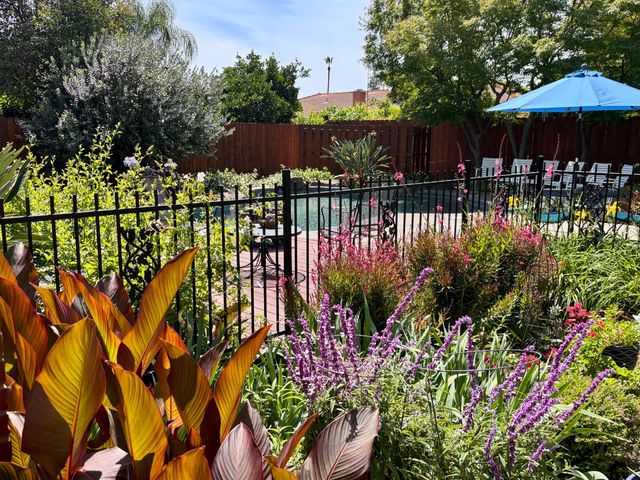 1775 W Tenaya Way, Fresno, CA 93711