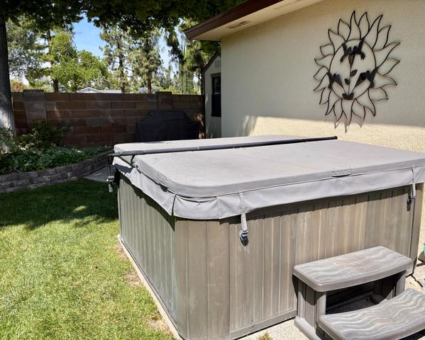 1775 W Tenaya Way, Fresno, CA 93711