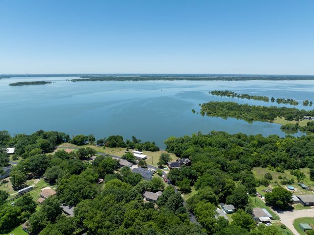 7407 County Road 964, Nevada, TX 75173