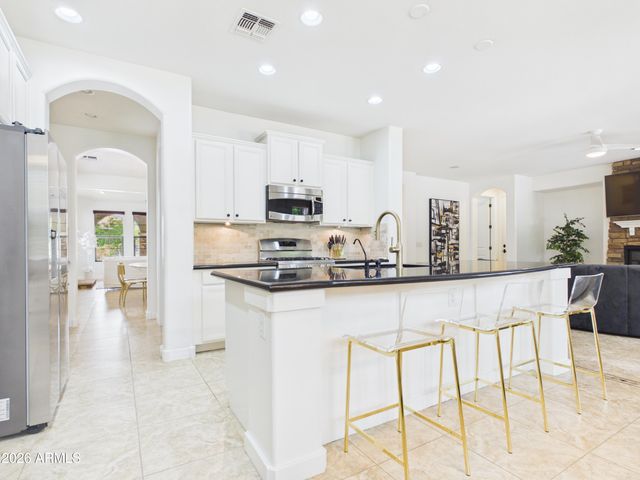 20369 E Silver Creek Lane, Queen Creek, AZ 85142