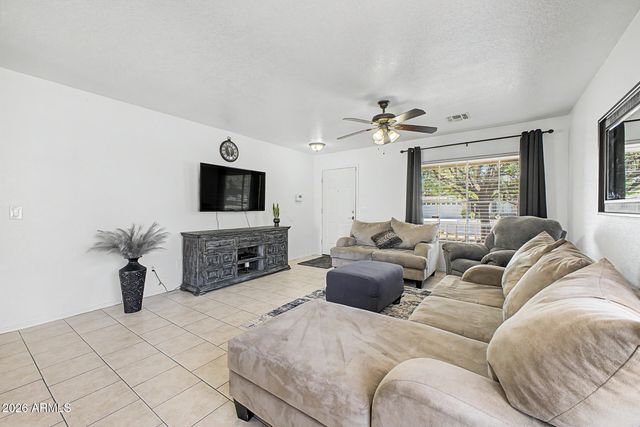 3422 W GLASS Lane, Phoenix, AZ 85041