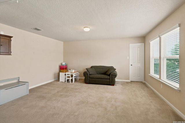 2962 Sawmill Ln, New Braunfels, TX 78130