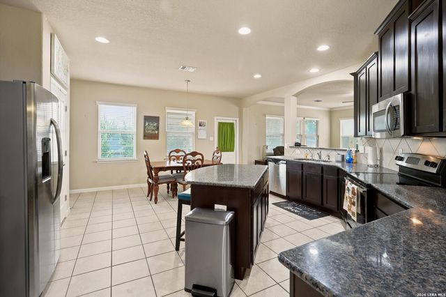 2962 Sawmill Ln, New Braunfels, TX 78130