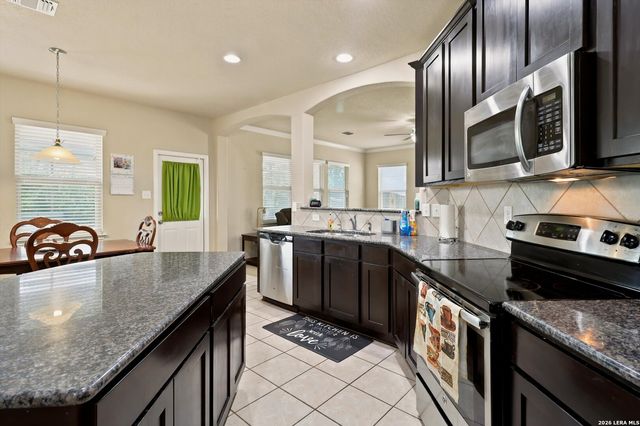 2962 Sawmill Ln, New Braunfels, TX 78130