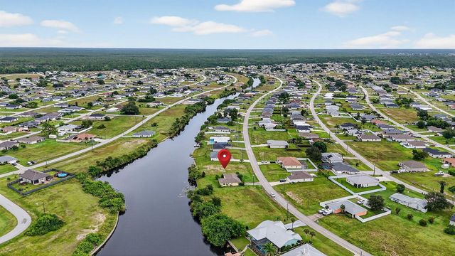 2616 NW 4th Place, Cape Coral, FL 33993