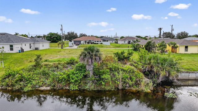 2616 NW 4th Place, Cape Coral, FL 33993