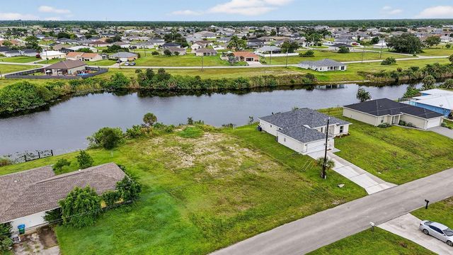 2616 NW 4th Place, Cape Coral, FL 33993
