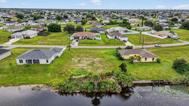 2616 NW 4th Place, Cape Coral, FL 33993