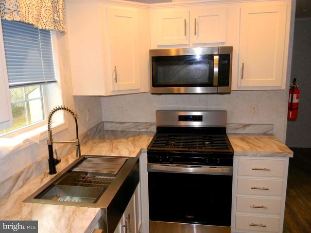 83 HOLLY CT, Tabernacle, NJ 08088