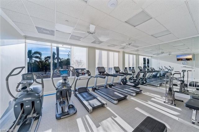 6849 Grenadier BLVD 905, Naples, FL 34108