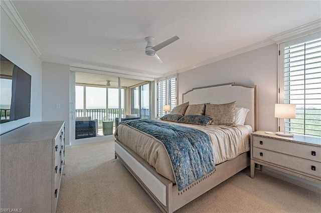 6849 Grenadier BLVD 905, Naples, FL 34108