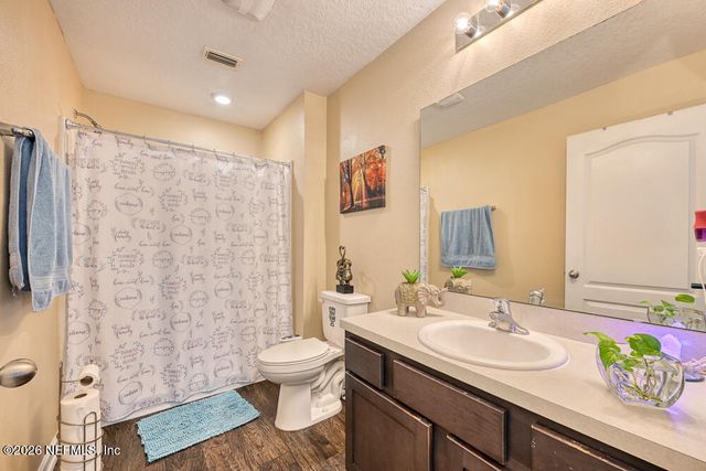 8316 CAPE FOX Drive, Jacksonville, FL 32222