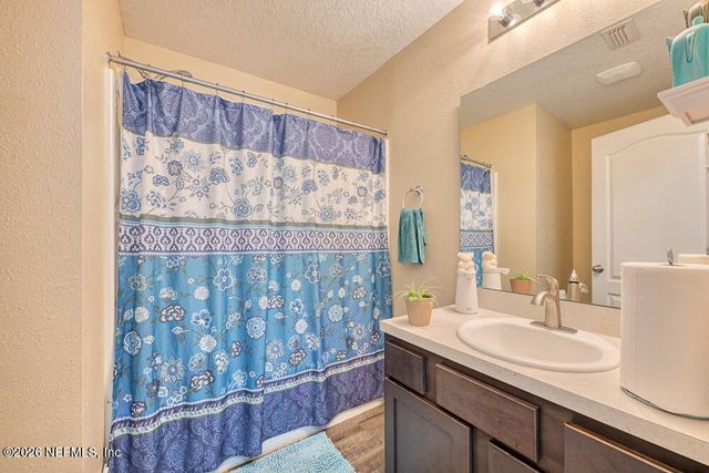 8316 CAPE FOX Drive, Jacksonville, FL 32222