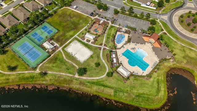 8316 CAPE FOX Drive, Jacksonville, FL 32222