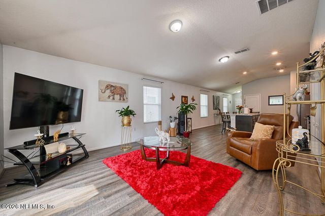 8316 CAPE FOX Drive, Jacksonville, FL 32222