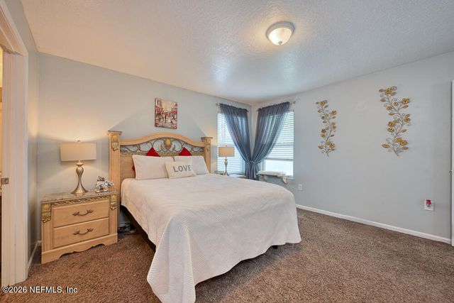 8316 CAPE FOX Drive, Jacksonville, FL 32222