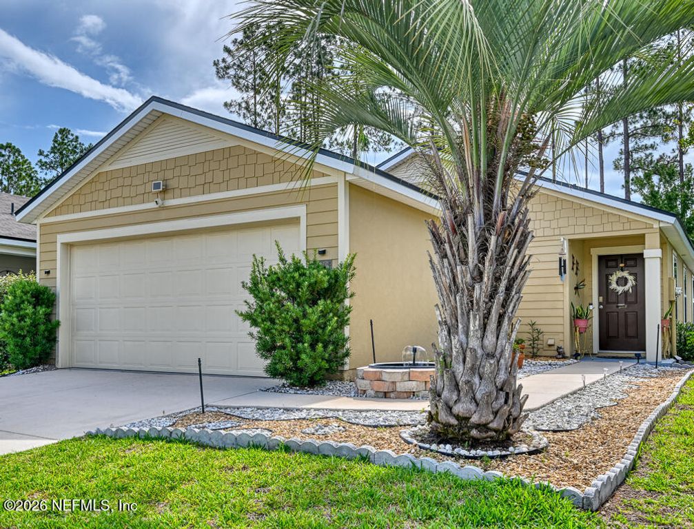 8316 CAPE FOX Drive, Jacksonville, FL 32222