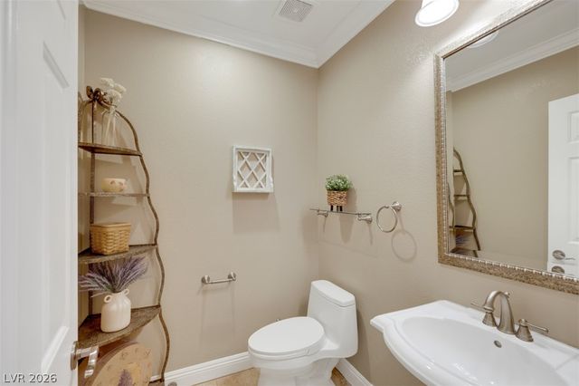 15 Oro Valley Drive, Henderson, NV 89052