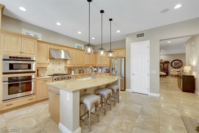 15 Oro Valley Drive, Henderson, NV 89052