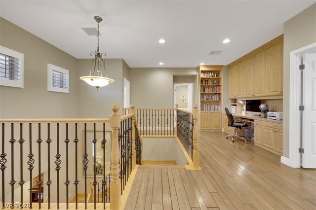 15 Oro Valley Drive, Henderson, NV 89052