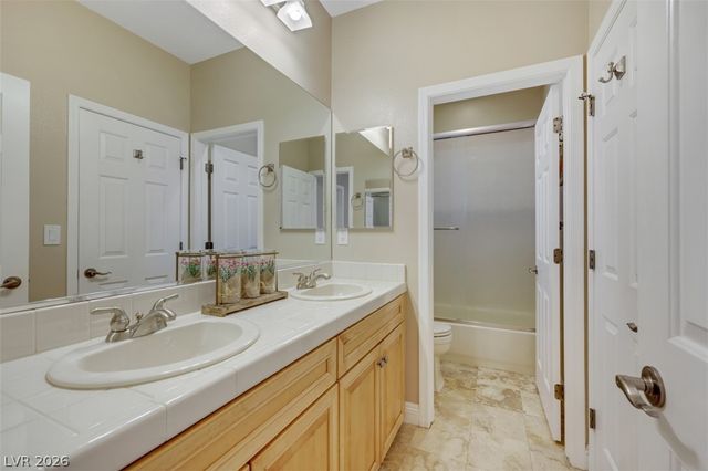 15 Oro Valley Drive, Henderson, NV 89052