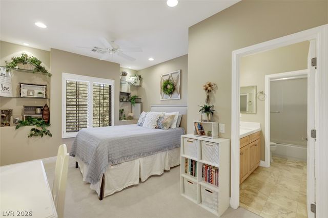 15 Oro Valley Drive, Henderson, NV 89052