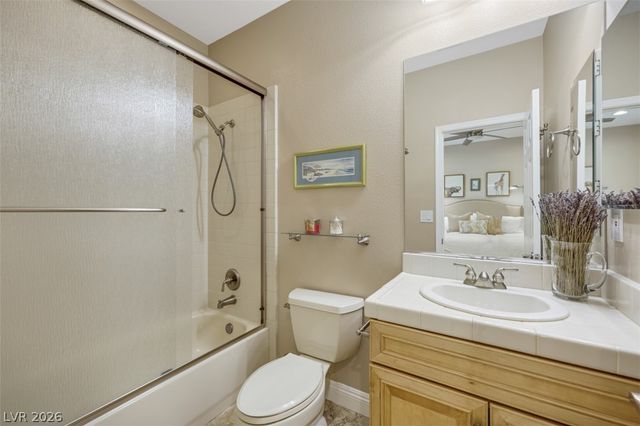 15 Oro Valley Drive, Henderson, NV 89052