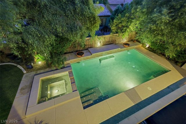 15 Oro Valley Drive, Henderson, NV 89052