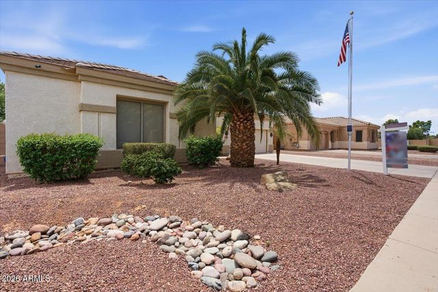 13041 W ESTERO Lane, Litchfield Park, AZ 85340