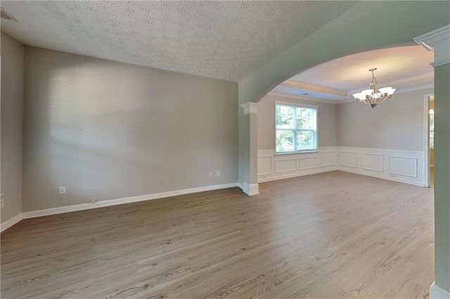 928 Mill Creek Avenue, Canton, GA 30115