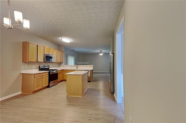 928 Mill Creek Avenue, Canton, GA 30115
