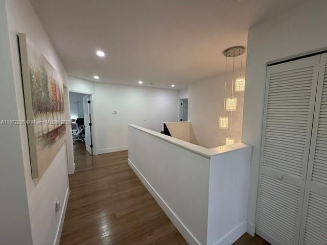6901 NW 112th Ave, Doral, FL 33178