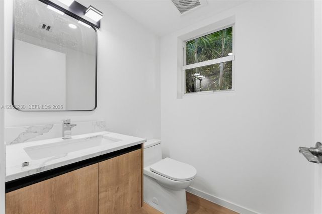 824 SE 12th Ct 840, Fort Lauderdale, FL 33316