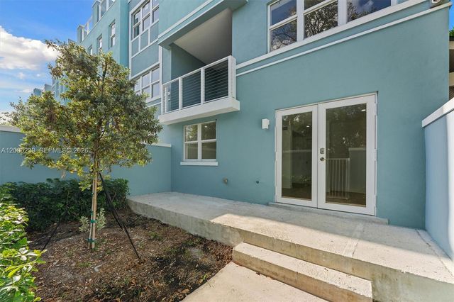 824 SE 12th Ct 840, Fort Lauderdale, FL 33316