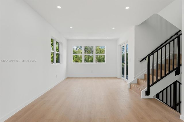 824 SE 12th Ct 840, Fort Lauderdale, FL 33316