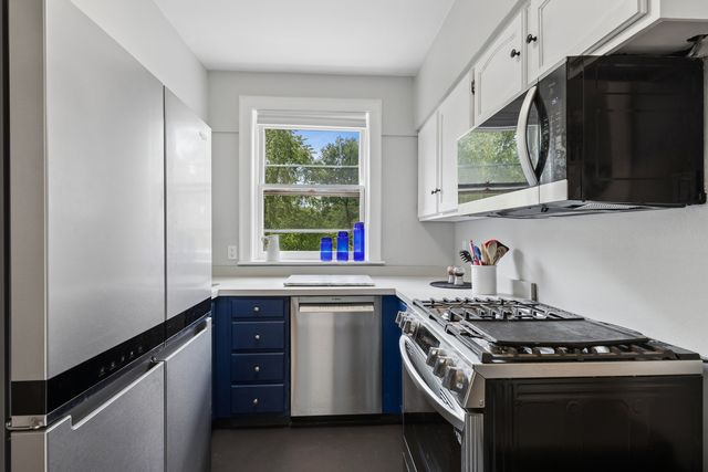 1210 Central Street 3N, Evanston, IL 60201